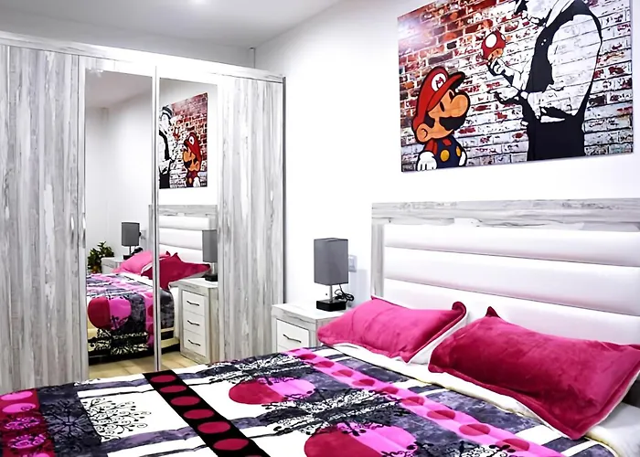 RECOMENDADO: Wifi+ 12 min ayto + 4 habs dobles + PARKING