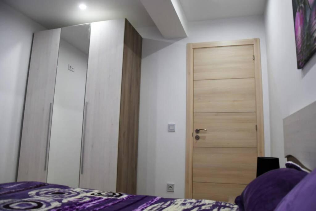 Recomendado: Wifi+ 12 Min Ayto + 4 Habs Dobles + Parking *