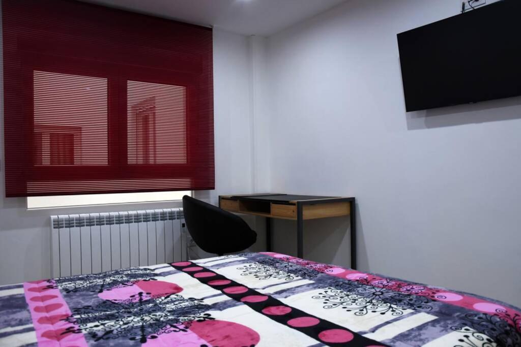 Apartamento Recomendado: Wifi+ 12 Min Ayto + 4 Habs Dobles + Parking Oviedo