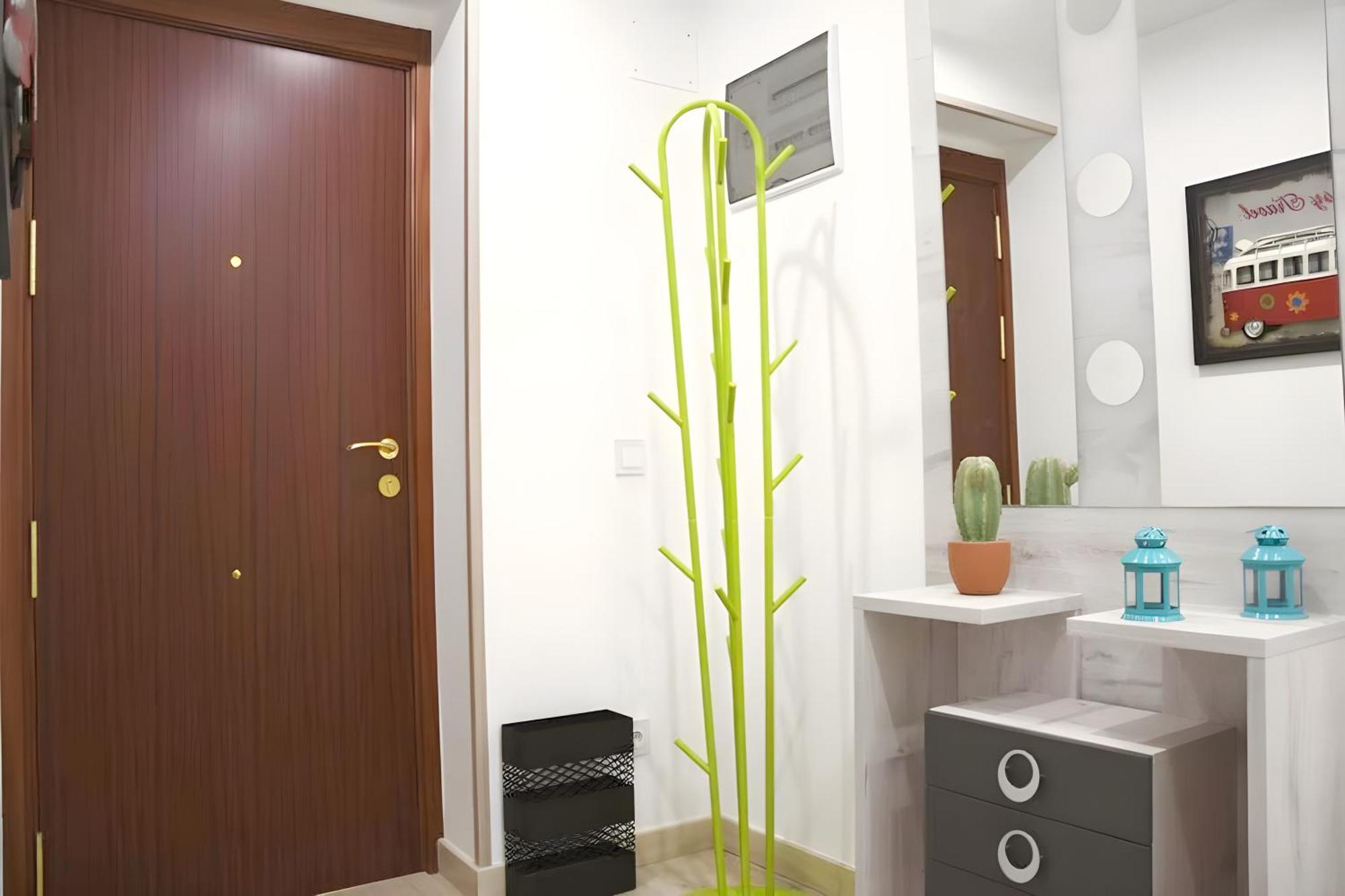 Recomendado: Wifi+ 12 Min Ayto + 4 Habs Dobles + Parking Apartamento